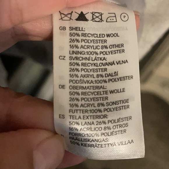 Grey coat - Picture 6 of 6